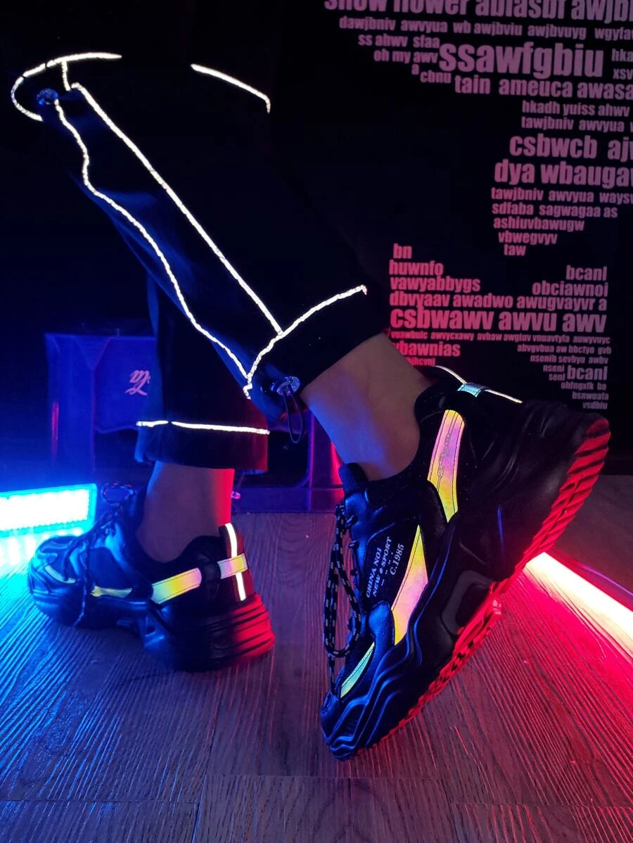 ผู้ชาย รองเท้าผ้าใบทรง Chunky ภาพกราฟิกตัวอักษร ลูกไม้แหวกด้านหน้าnm-53 z.39-45