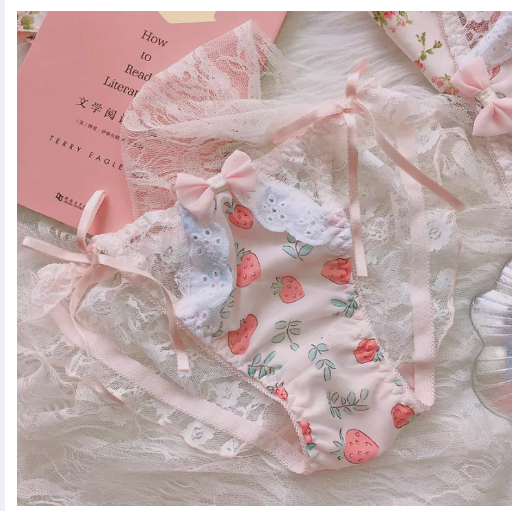 PAN66 สีชมพูสตรอเบอร์รี่กางเกงในสไตล์ญี่ปุ่นน่ารักติดโบว์ลูกไม้สำหรับสาวๆแบบนิ่มเซ็กซี่เอวต่ำแนวสวยหวานยั่วยวนสำหรับนักเรียน