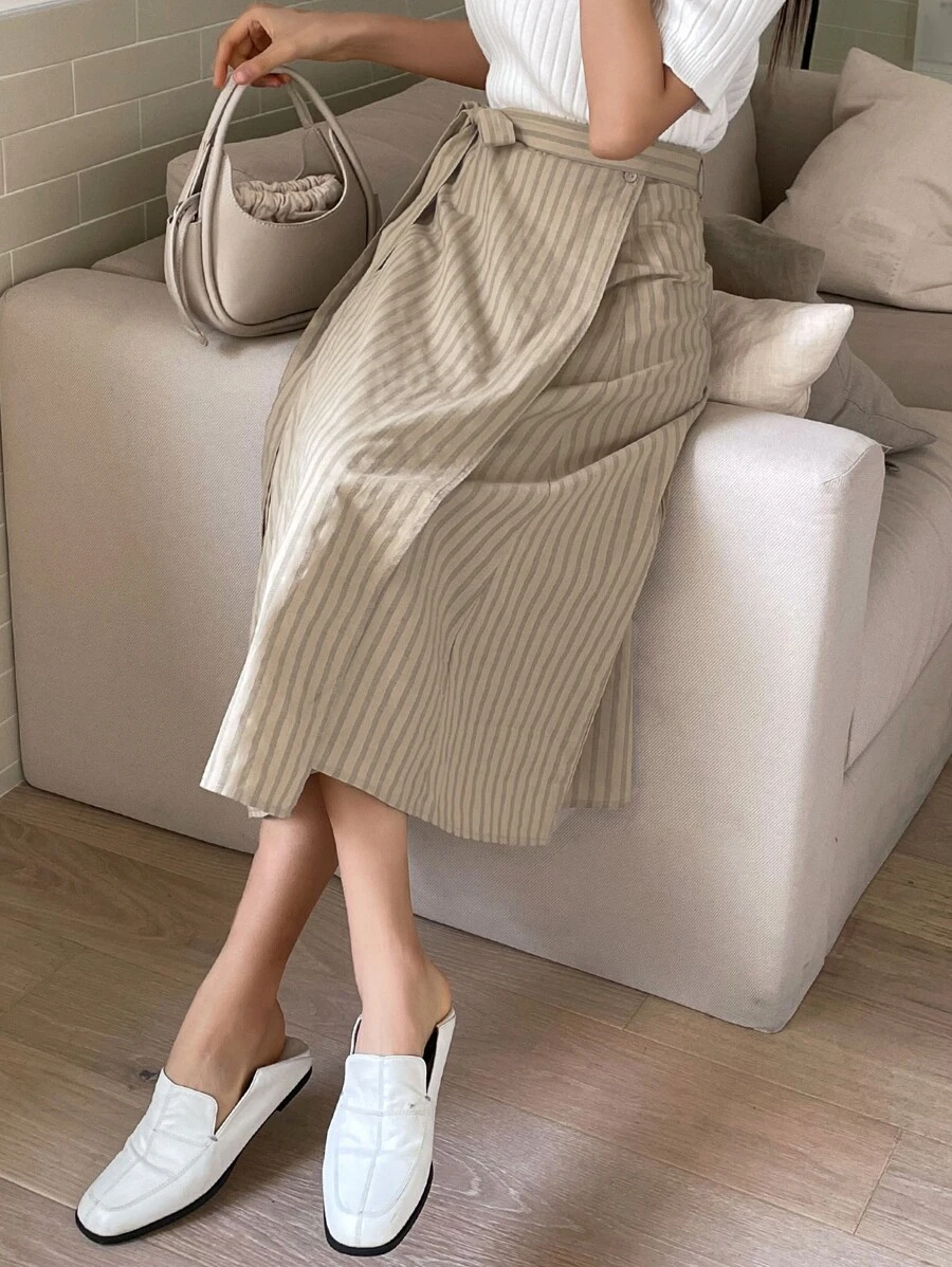 DAZY กระโปรง เอวสูง ลายทาง ปมด้านหน้า jj-31