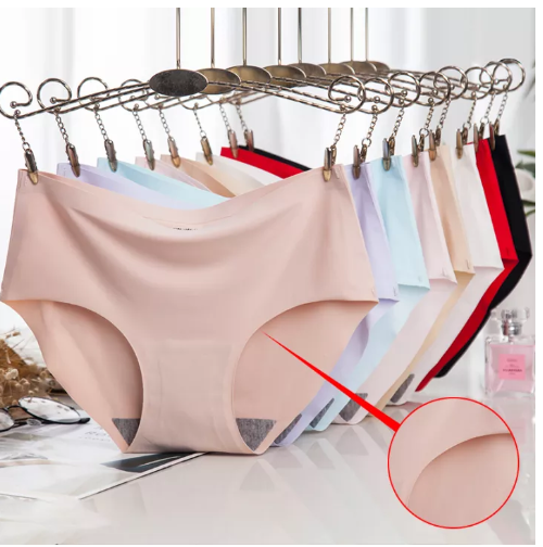 PAN42 กางเกงในไร้ขอบ ผ้าลื่น เนื้อผ้าอ่อน กางเกงในผู้หญิงรับประกันคุณภาพ K10