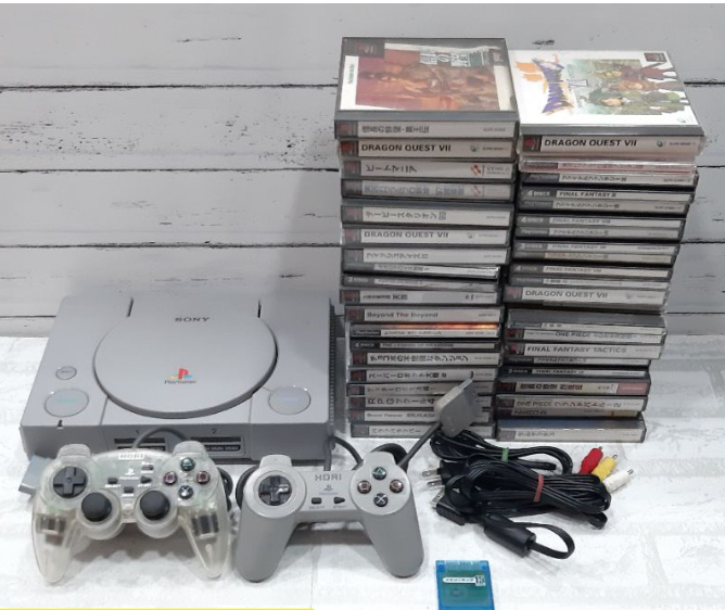 ROM38-เครื่อง PS1 รุ่นอ้วน Playstation 1 เล่นแผ่นแท้เท่านั้น เล่นก๊อปไม่ได้ พร้อมแผ่นแท้ 10-100 แผ่น เสียบไฟไทยได้ พร้อมเล่น