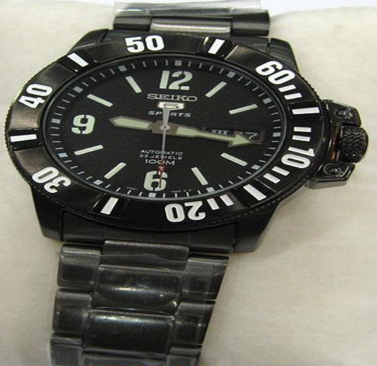 S05-seiko 5 ออโต้รุ่นใหม่ เครื่อง 7s36 ขอบหมุนได้ เรือนรมดำทั้งเรือน