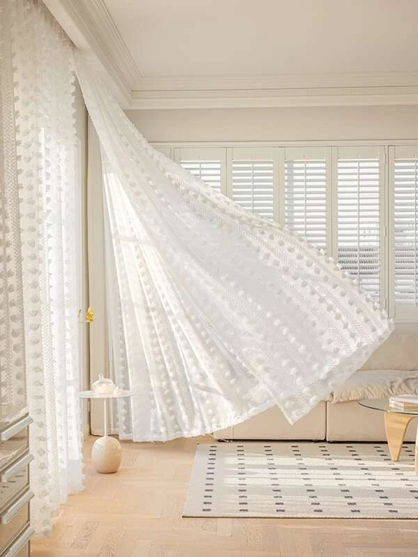 ผ้าม่านโปร่งบานเดี่ยว ประดับพู่  0102